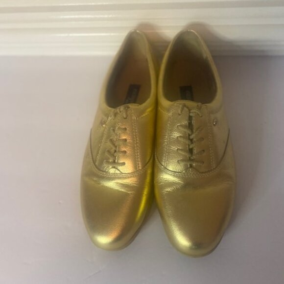 EASY SPIRIT Women's Metallic Gold Leather Sneakers, Anti-Gravity, Size 7.5 - Picture 1 of 8